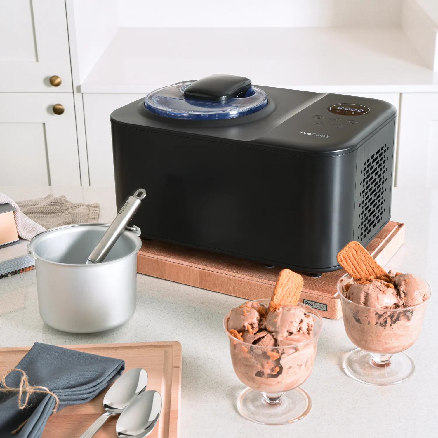 The Ultimate Guide to the Ice Cream Maker Machine: Your Journey to Homemade Bliss
